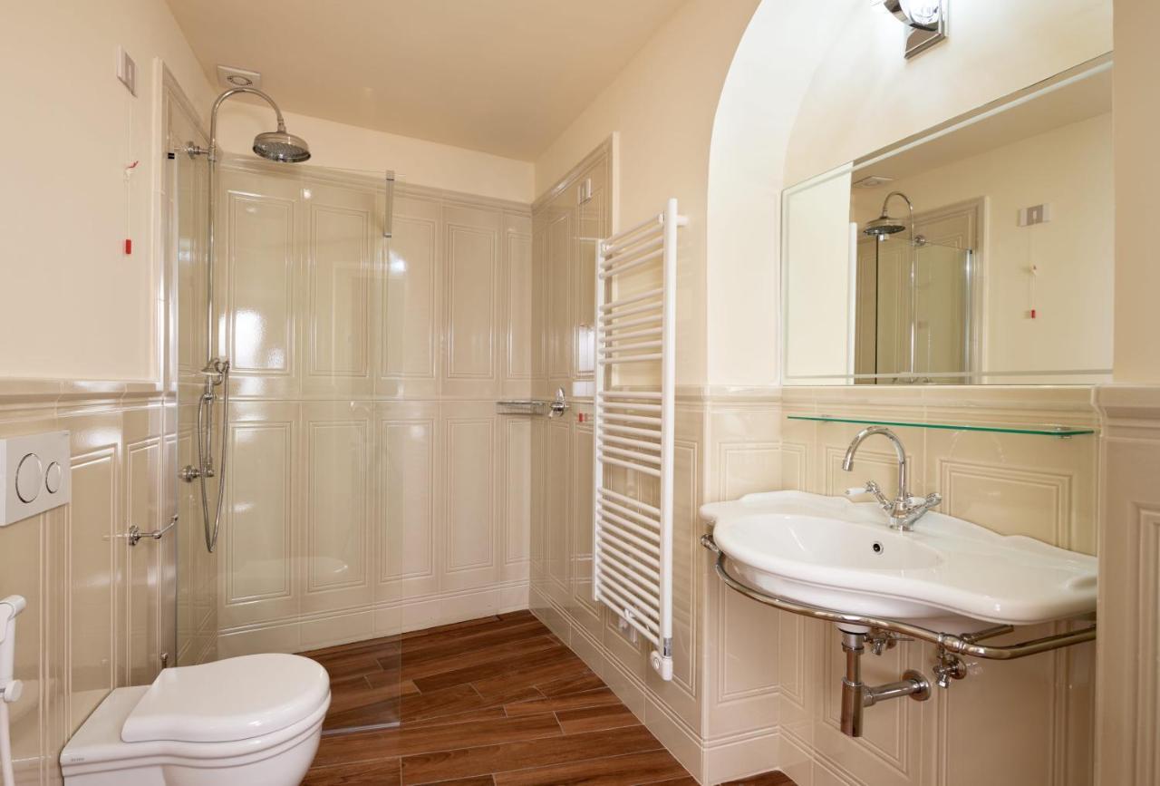 Bed and Breakfast Residenza Mondragone Florencia Exterior foto