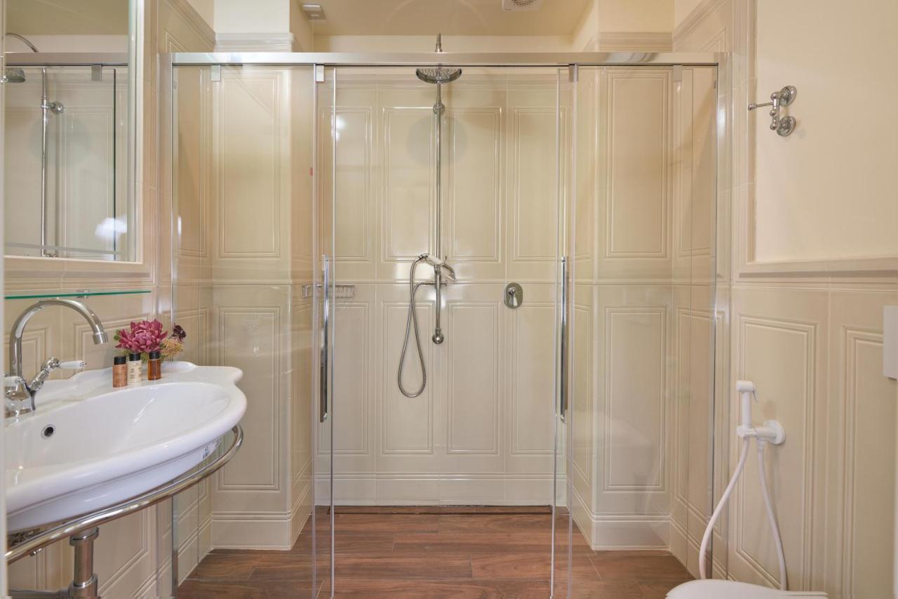 Bed and Breakfast Residenza Mondragone Florencia Exterior foto